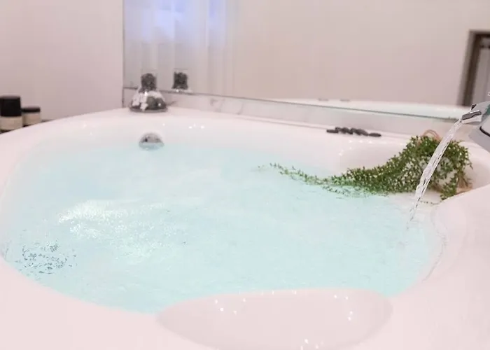 Romantic Jacuzzi Trastevere Apartman *